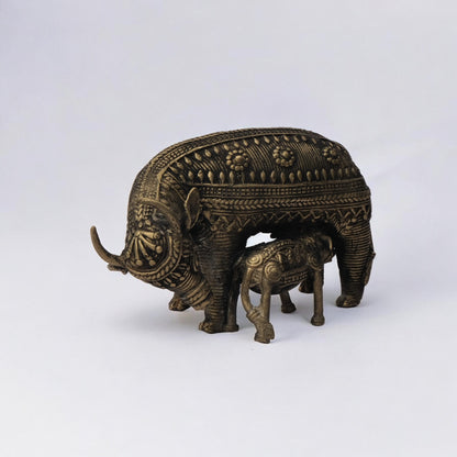 Dhokra Craft - Kaamdhenu and its Calf