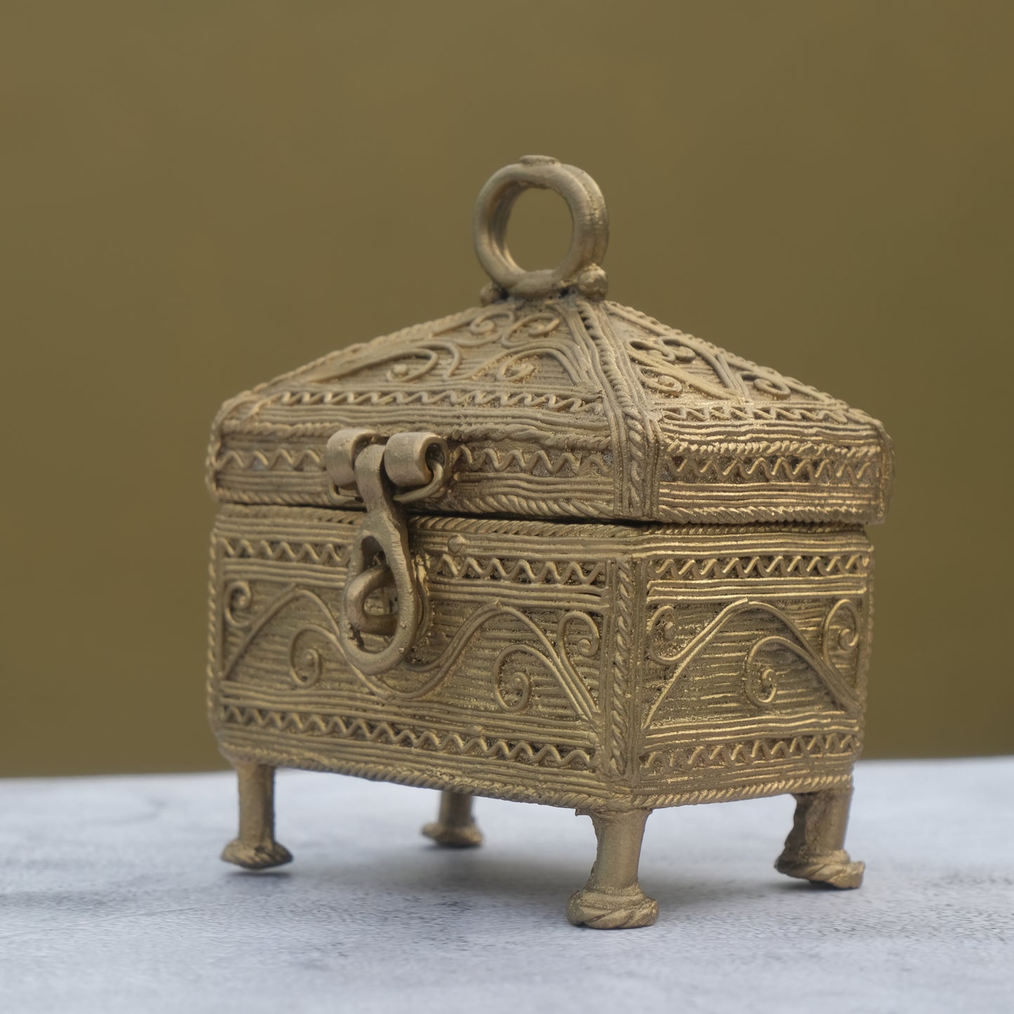 Nuagaon Dhokra Riwaz Jewellery Box — Handcrafted Lost-Wax Brass Showpiece