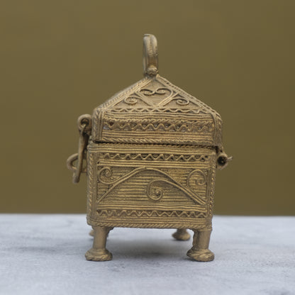 Nuagaon Dhokra Riwaz Jewellery Box — Handcrafted Lost-Wax Brass Showpiece