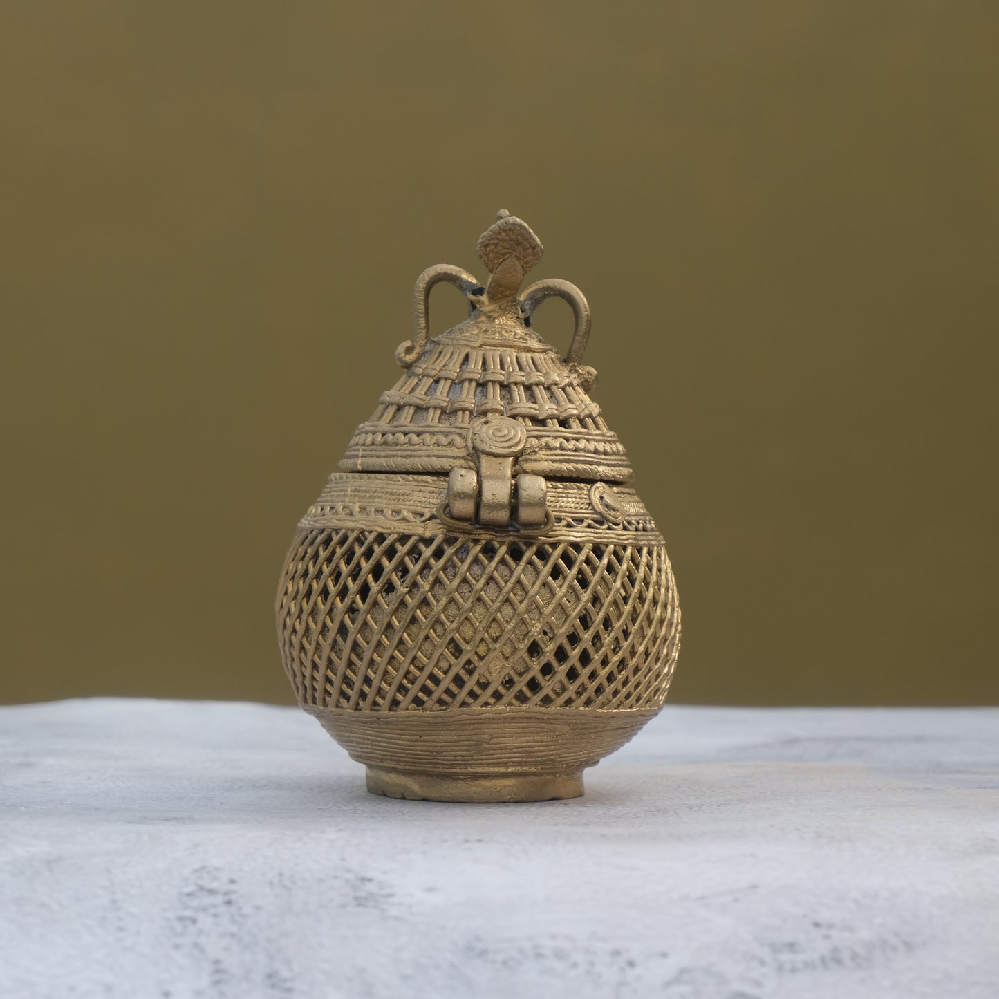 Nuagaon Dhokra Bandhan Jewellery Box — Handcrafted Lost-Wax Brass Showpiece
