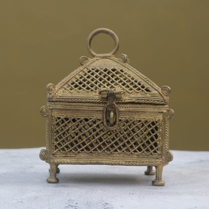 Nuagaon Dhokra Tizori Jewelry box — Handcrafted Lost-Wax Brass Showpiece