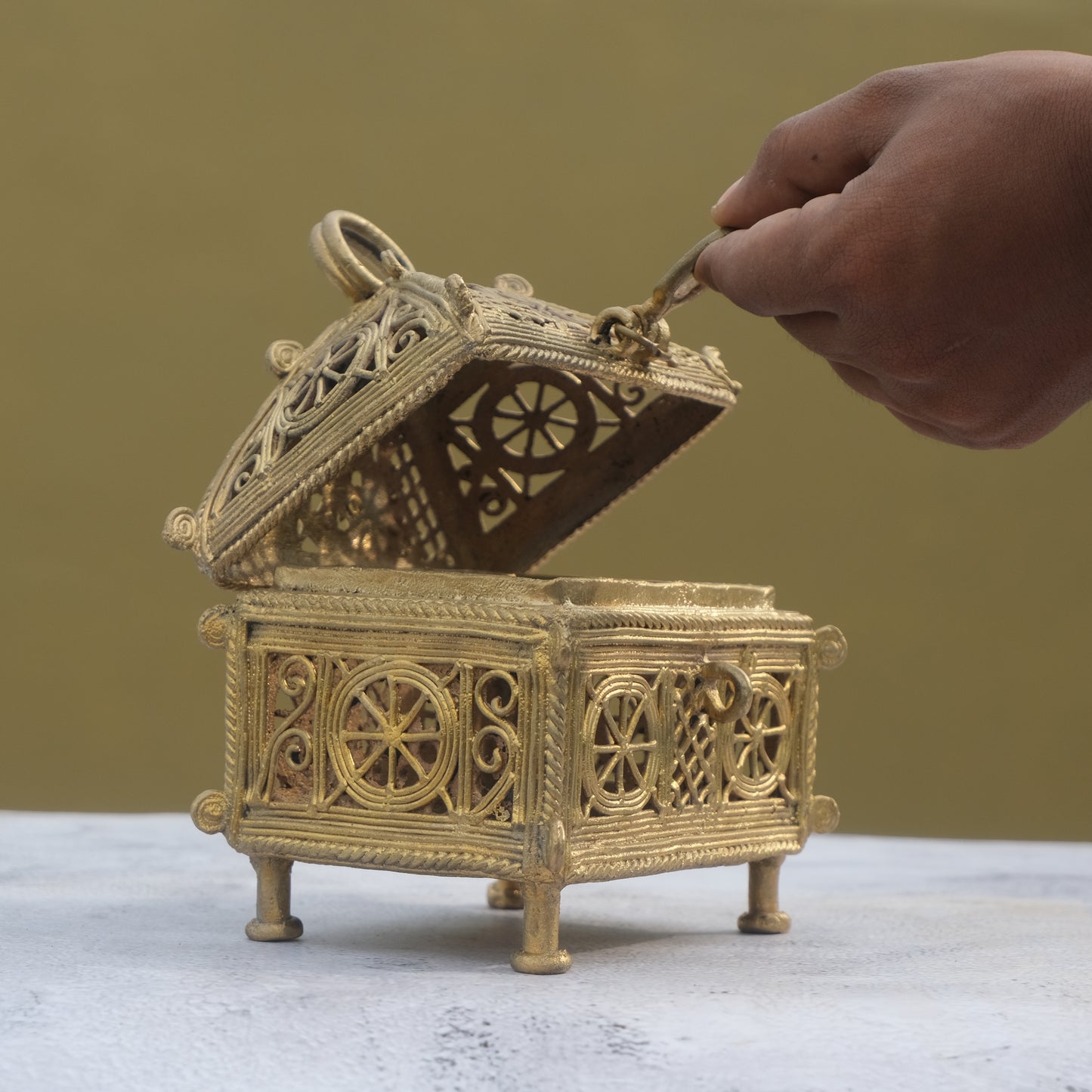 Nuagaon Dhokra Rewaz Jewelry box — Handcrafted Lost-Wax Brass Showpiece