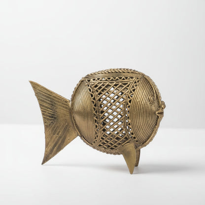 A handmade dhokra craft fishpenstand made od brass metal