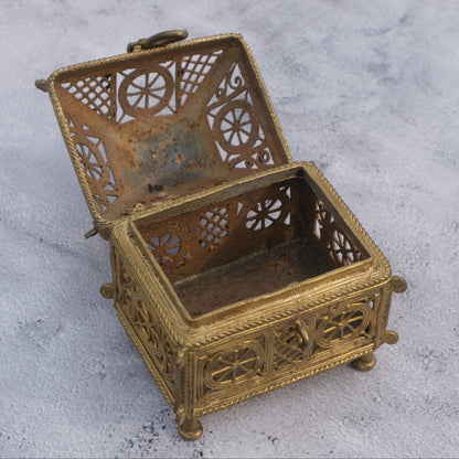 Nuagaon Dhokra Rewaz Jewelry box — Handcrafted Lost-Wax Brass Showpiece